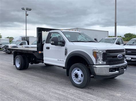 Ford F550 Super Duty Flatbed Truck